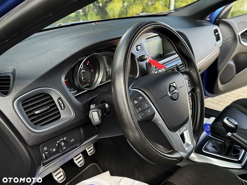 Volvo V40 D2 RDesign - 28
