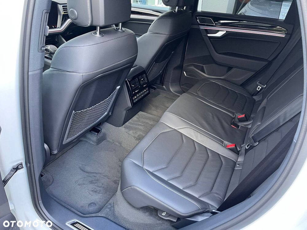 Volkswagen Touareg 3.0 V6 TDI 4Motion R-Line - 14