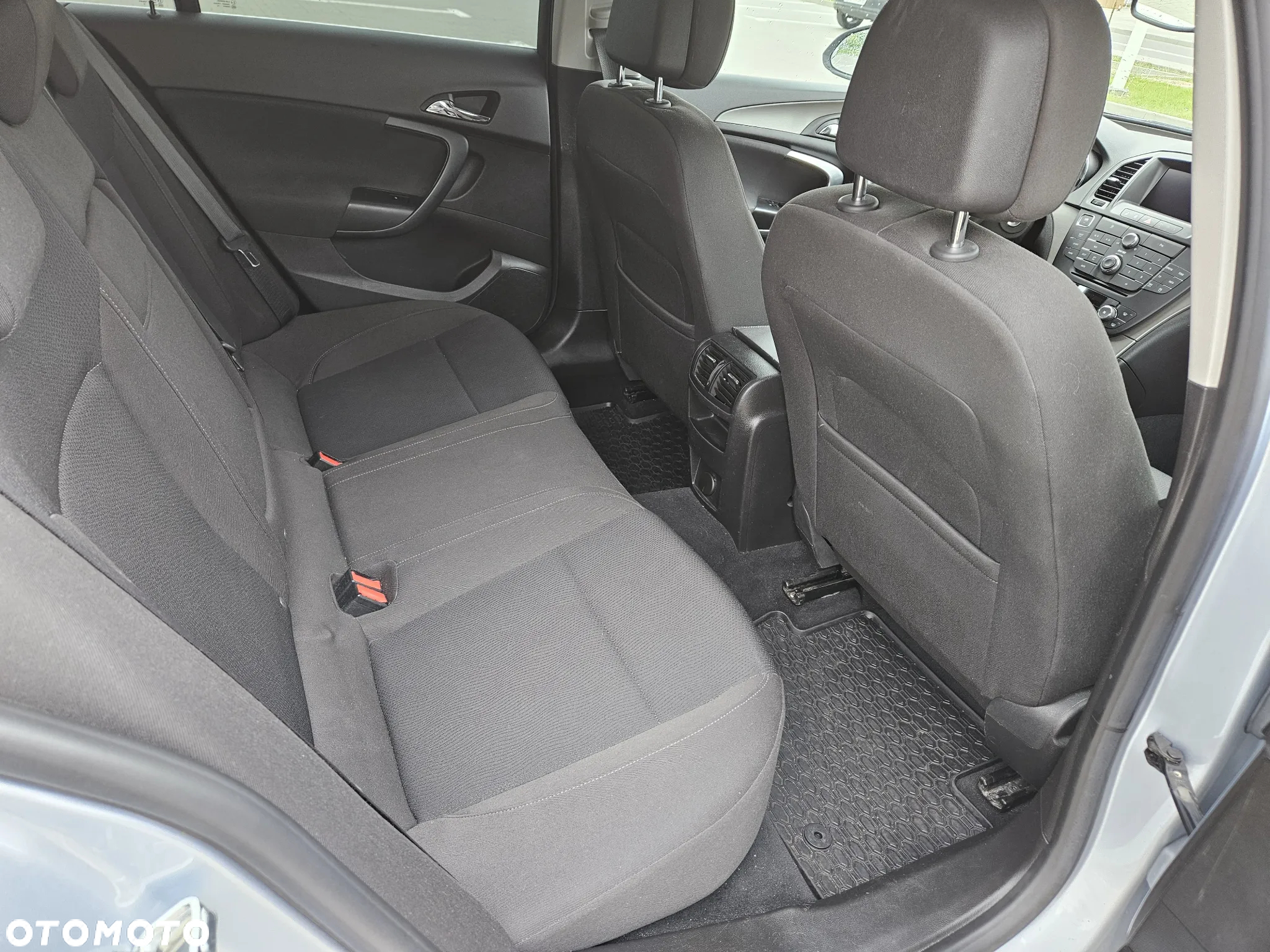 Opel Insignia 1.4 T Edition S&S - 12