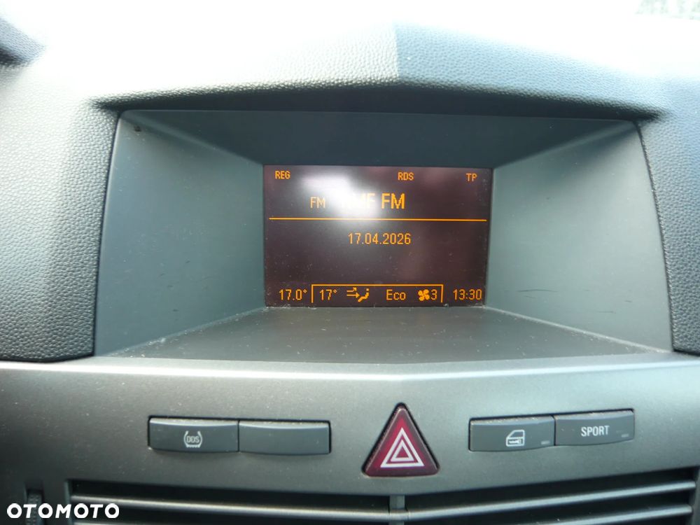 Opel Astra 1.6 Sport Easytronic - 15