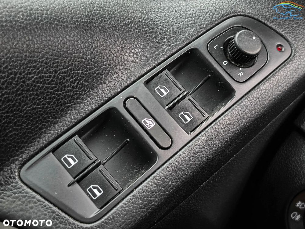 Volkswagen Tiguan 2.0 TDI DPF 4Motion Cup Sport & Style - 23