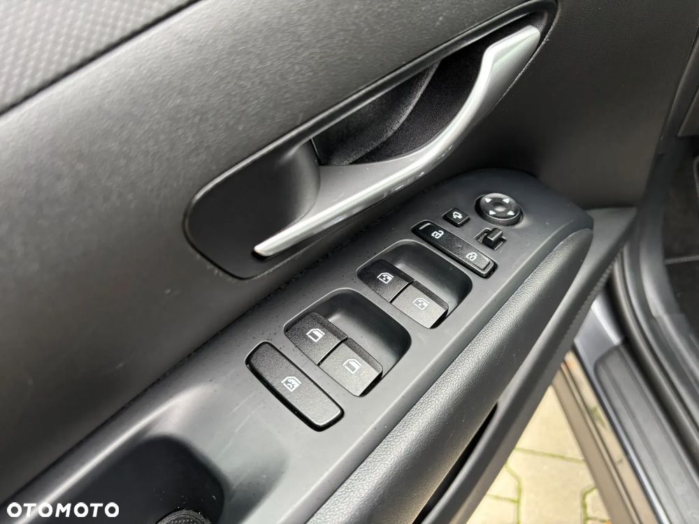 Hyundai Tucson 1.6 CRDi 48V-Hybrid 2WD DCT Select - 9