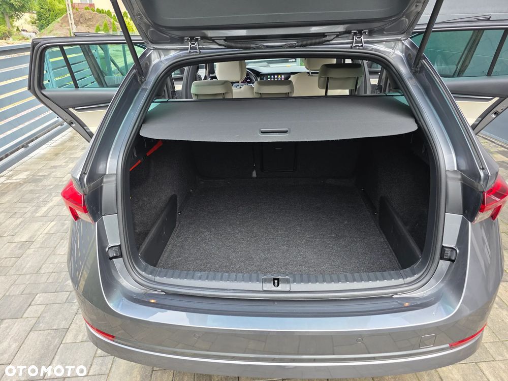 Skoda Octavia 2.0 TDI Style DSG - 35