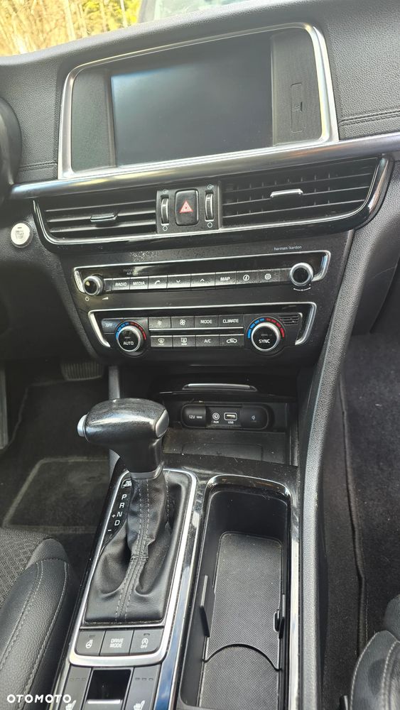 Kia Optima 1.7 CRDI XL DCT - 12