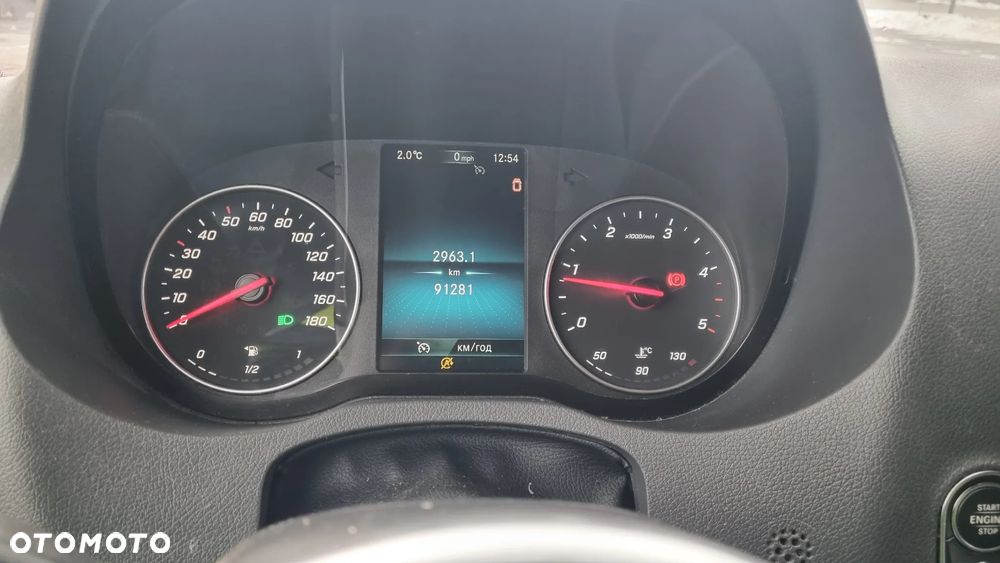 Mercedes-Benz Sprinter - 11