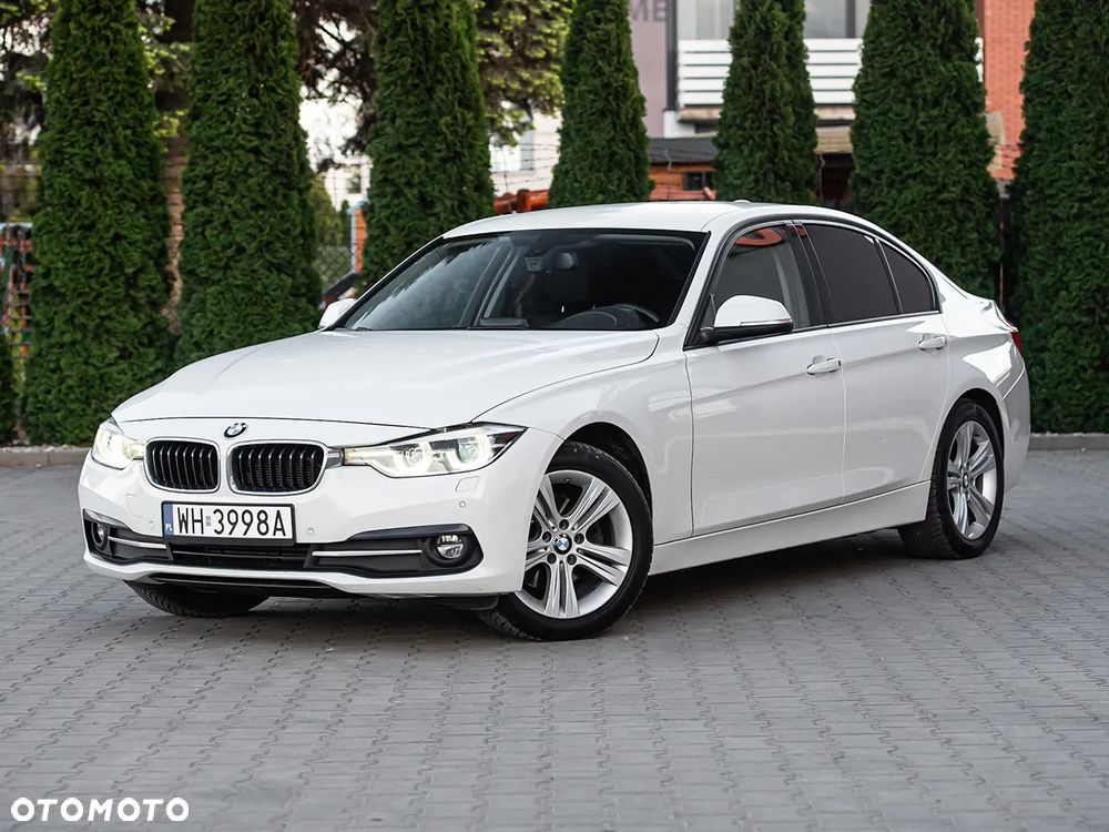 BMW Seria 3 320d xDrive Sport Line Shadow