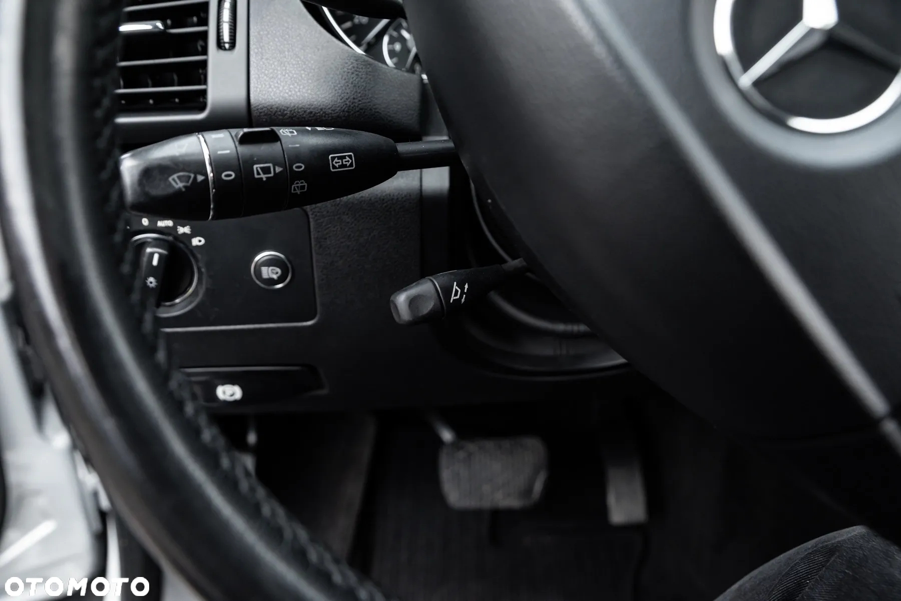 Mercedes-Benz Klasa R 320 CDI 4-Matic - 28