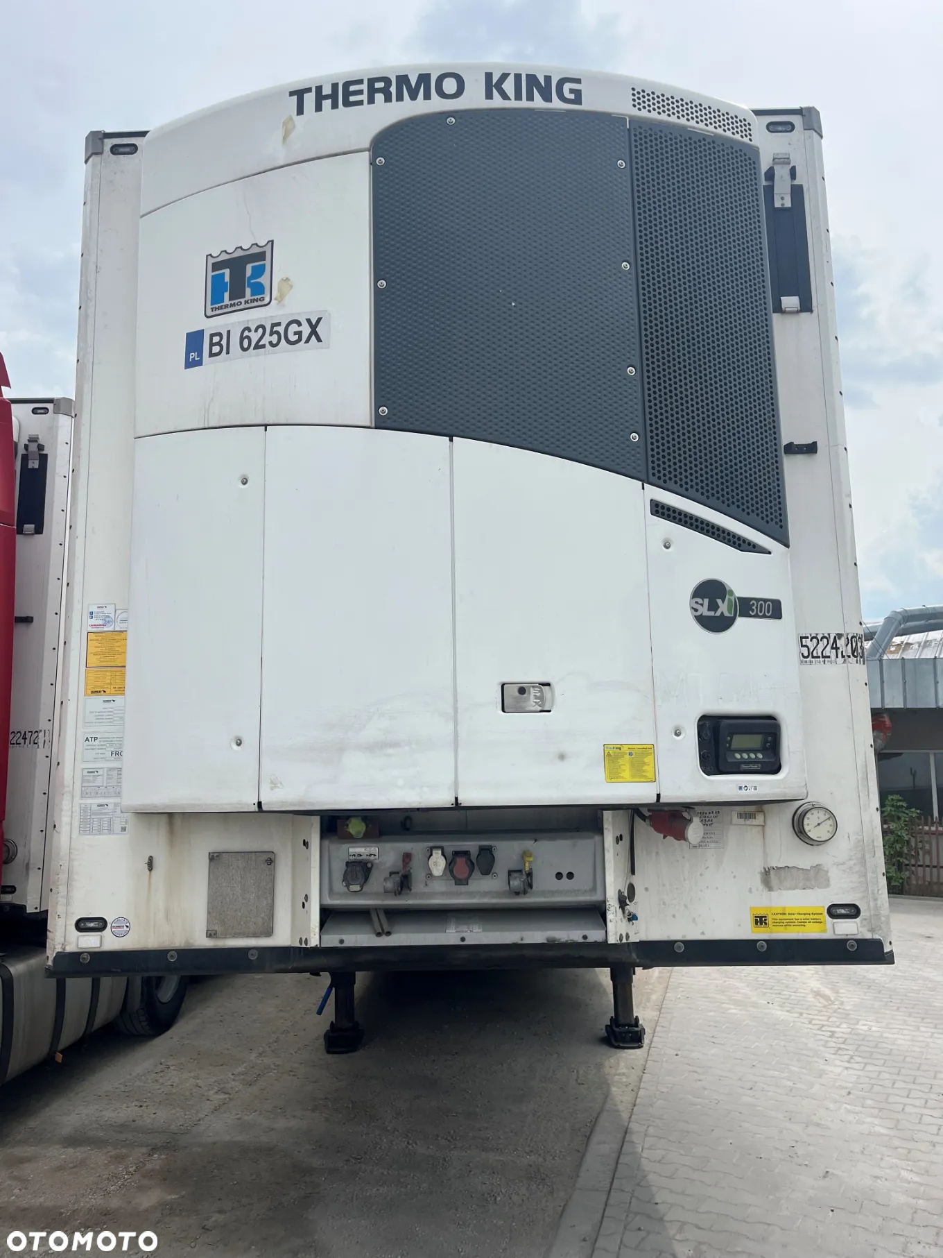 Schmitz Cargobull SKO - 2