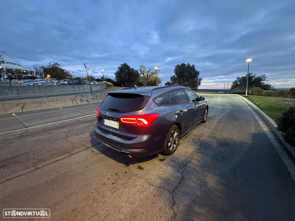 Ford Focus 1.5 TDCi EcoBlue ST-Line - 2