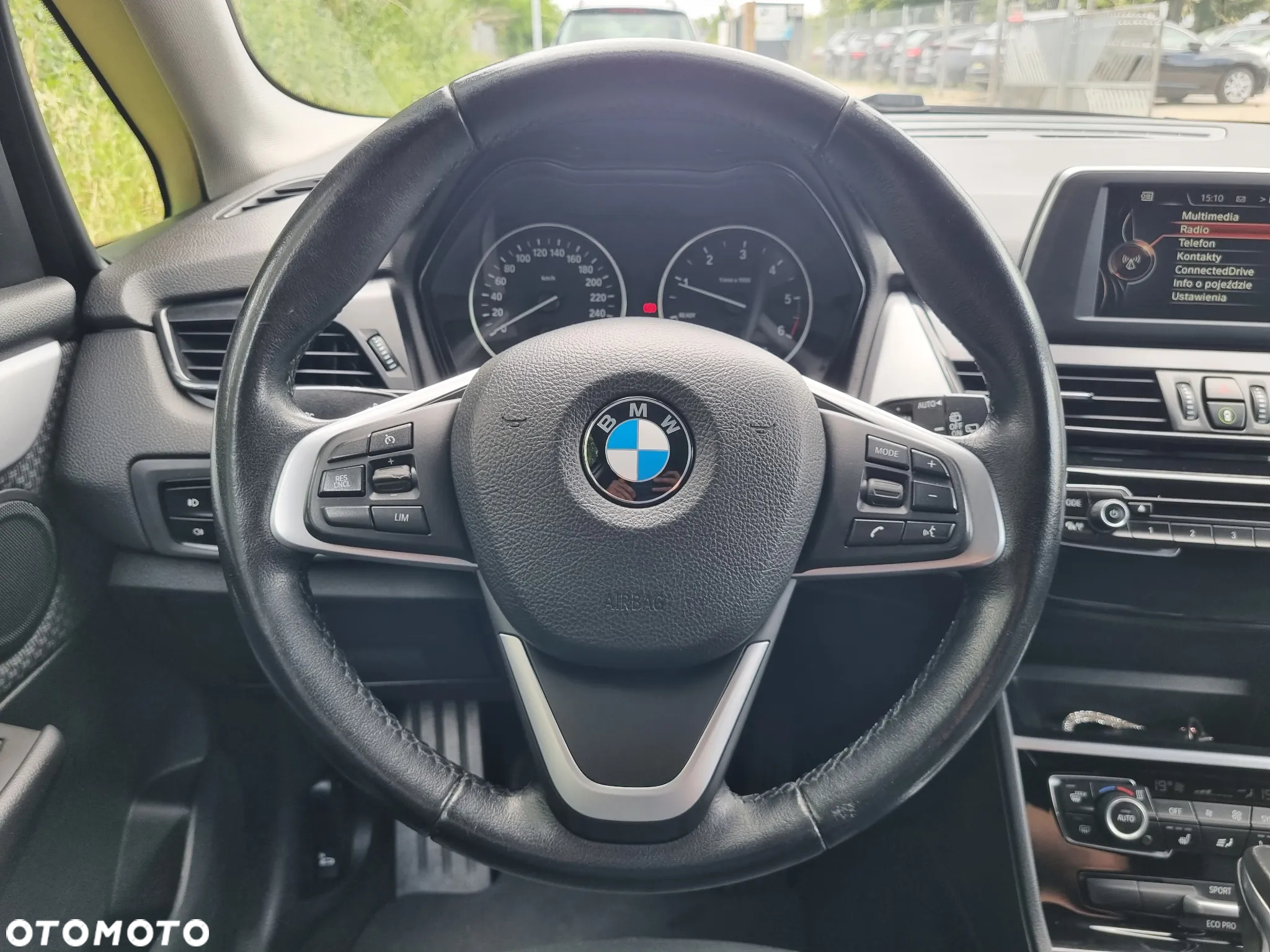 BMW Seria 2 220d Active Tourer - 16