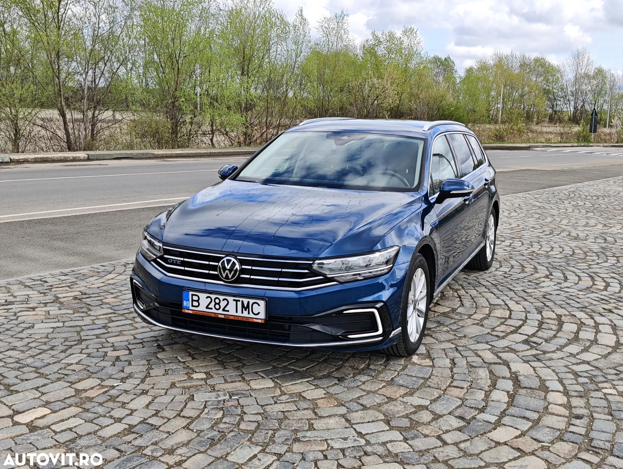 Volkswagen Passat GTE - 8