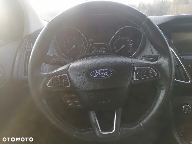 Ford Focus - 16