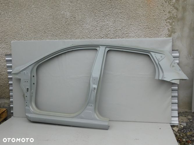 HYUNDAI I10 13- próg prawy poszycie - 1