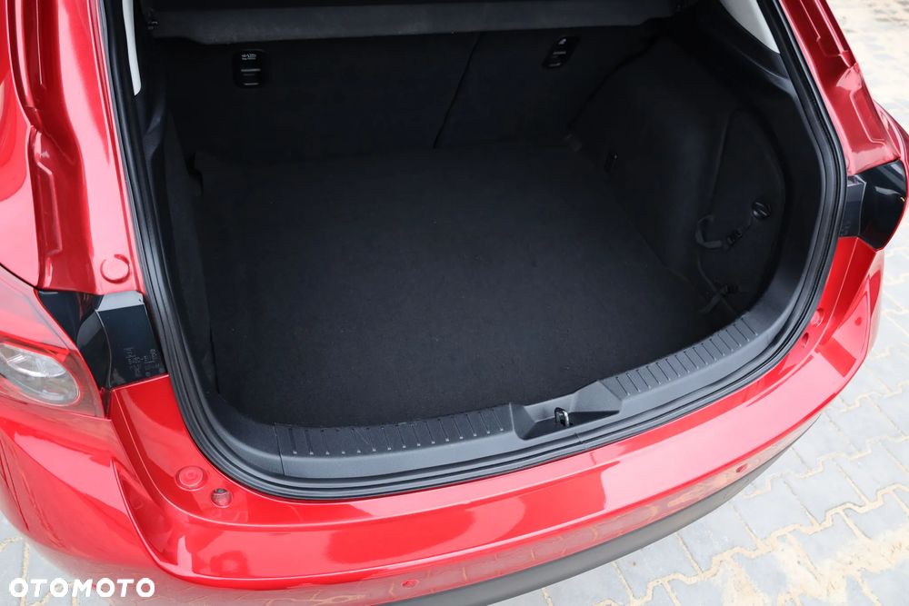 Mazda 3 SKYACTIV-G 120 KIZOKU - 29