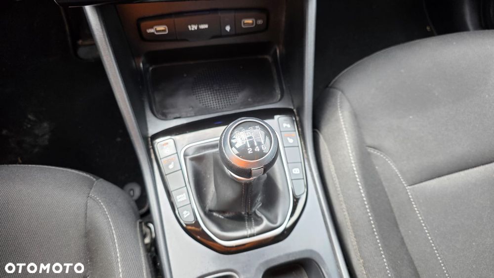 Hyundai Tucson 1.6 CRDi 48V-Hybrid 2WD DCT Trend - 15