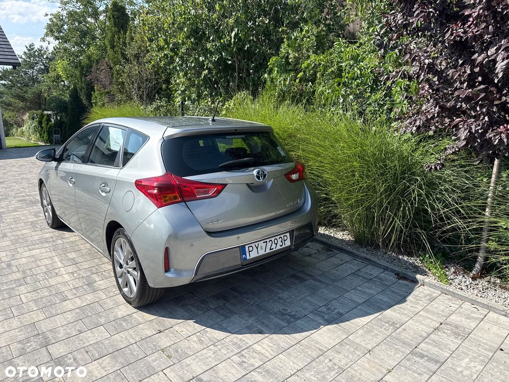 Toyota Auris Hybrid 135 Premium - 32