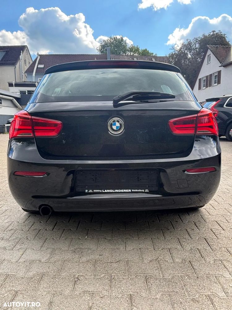 BMW Seria 1 116i - 8