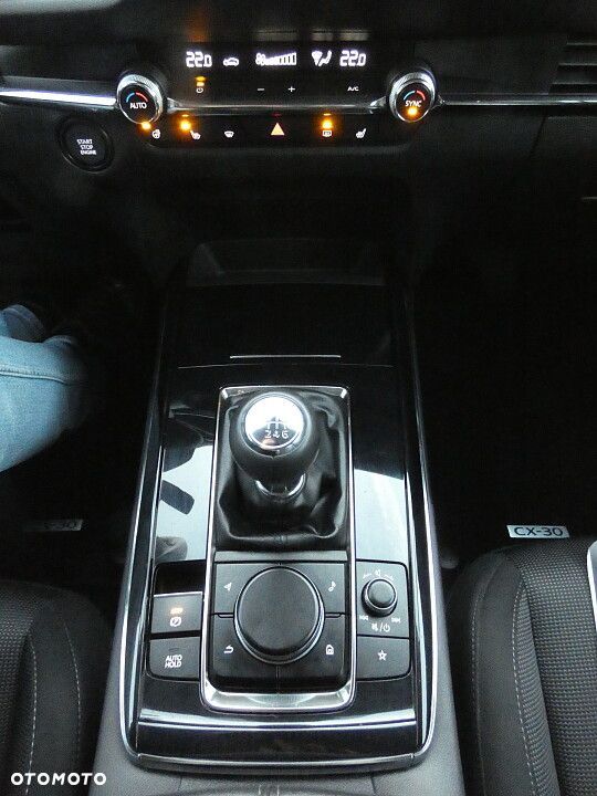 Mazda CX-30 - 12