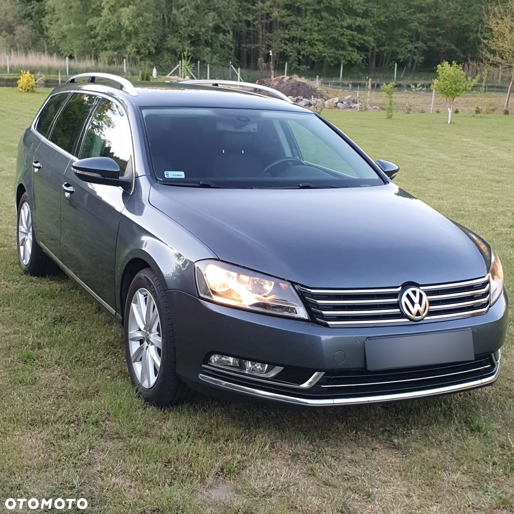 Volkswagen Passat 2.0 TDI Highline DSG - 2