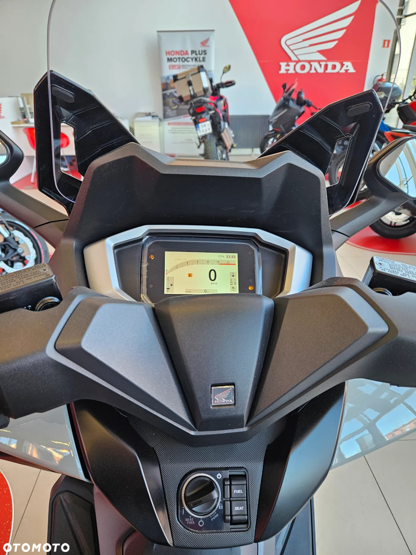 Honda NSS - 7