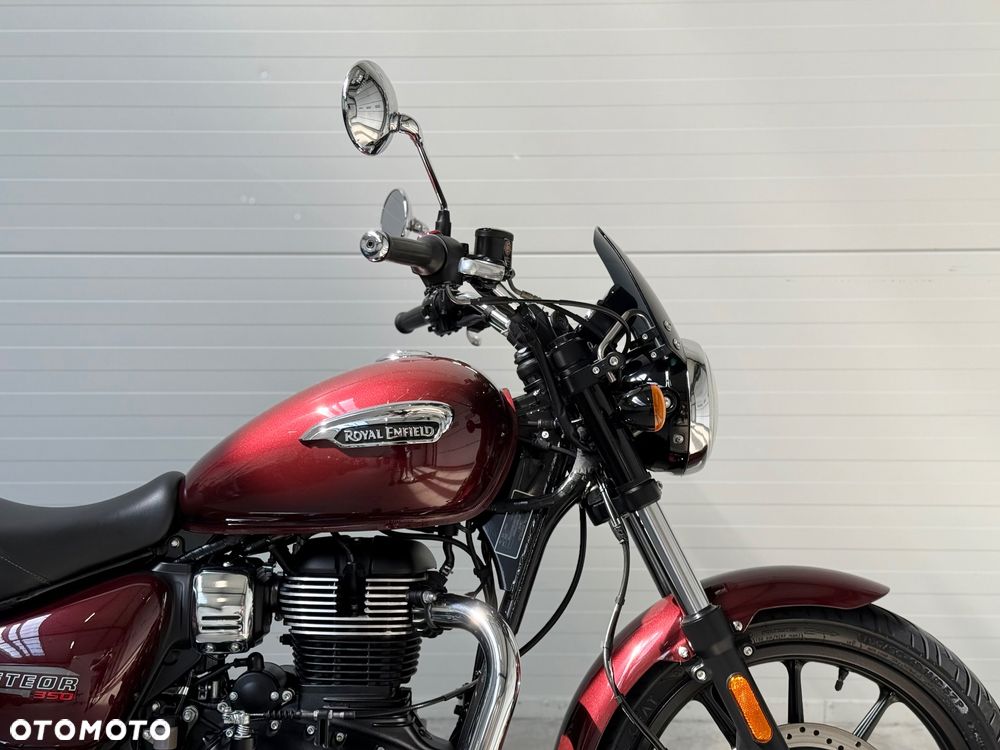 Royal Enfield Meteor - 11