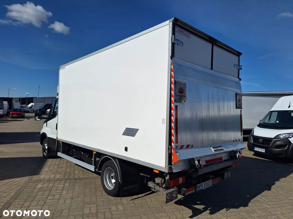 Iveco 50C18 Chłodnia Izoterma 8EP km Krajowy Ledy  Agregat Carrier citymax 400 - 5