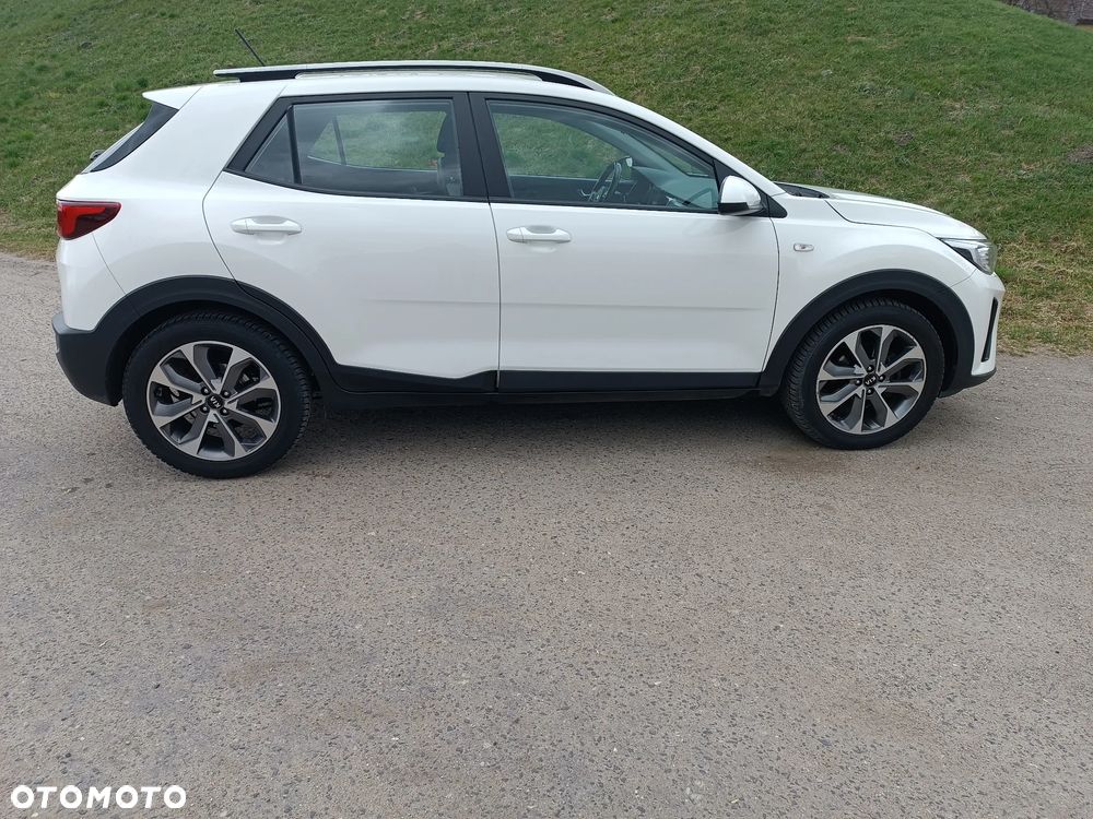 Kia Stonic 1.6 CRDi SCR L - 28