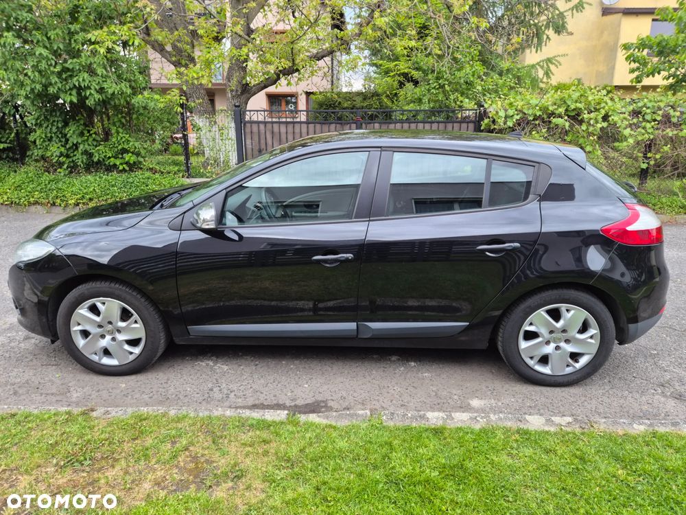 Renault Megane 1.6 16V 100 J'taime - 8