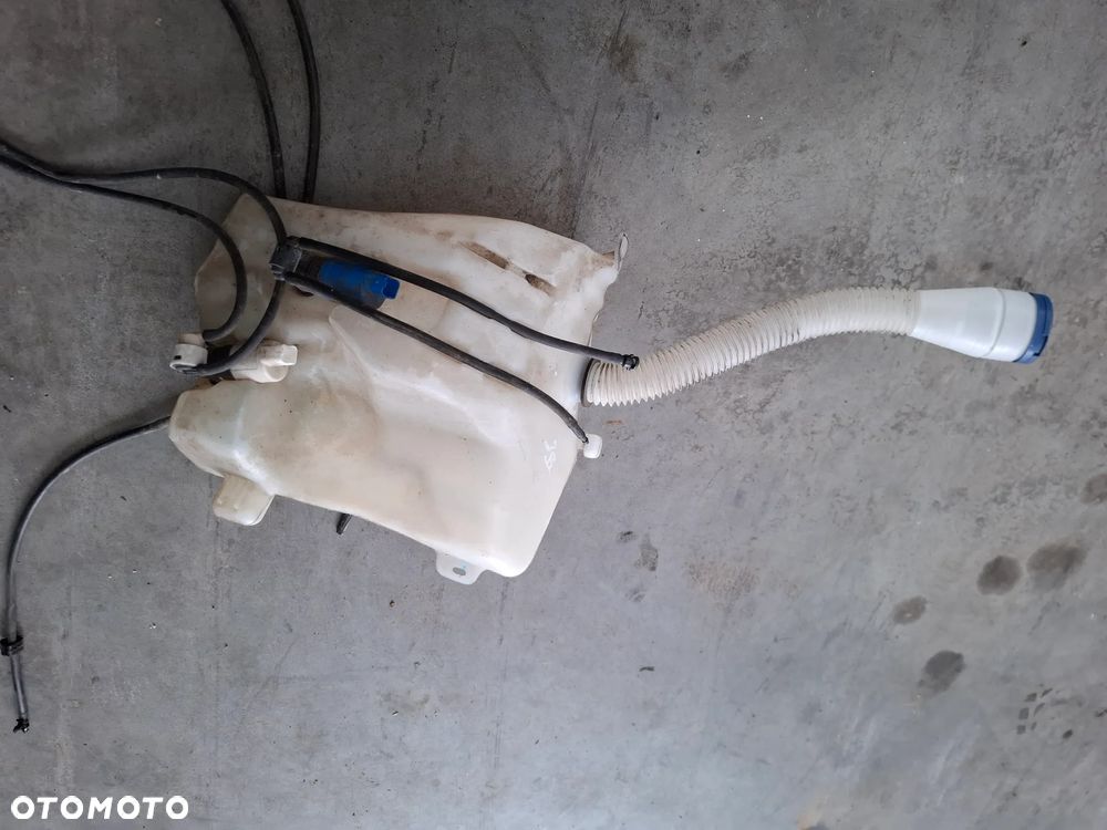 Ds4 c4 zbiorniczek spryskiwaczy ksenon - 2