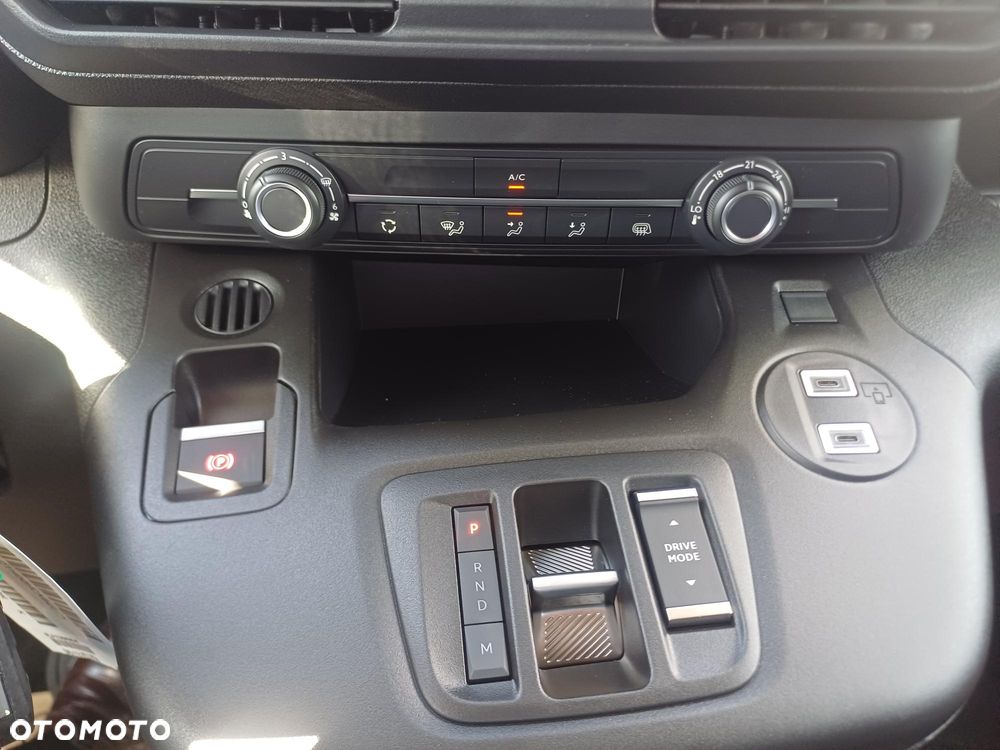 Toyota Proace City - 18