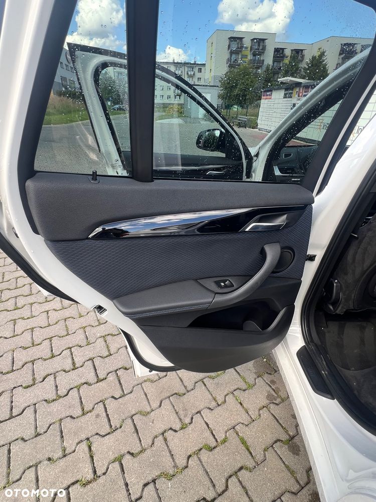 BMW X1 xDrive18d M Sport - 11