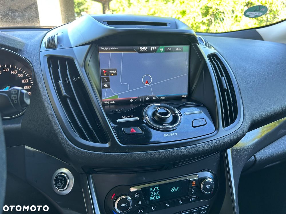 Ford Kuga 2.0 TDCi 2x4 Titanium - 25