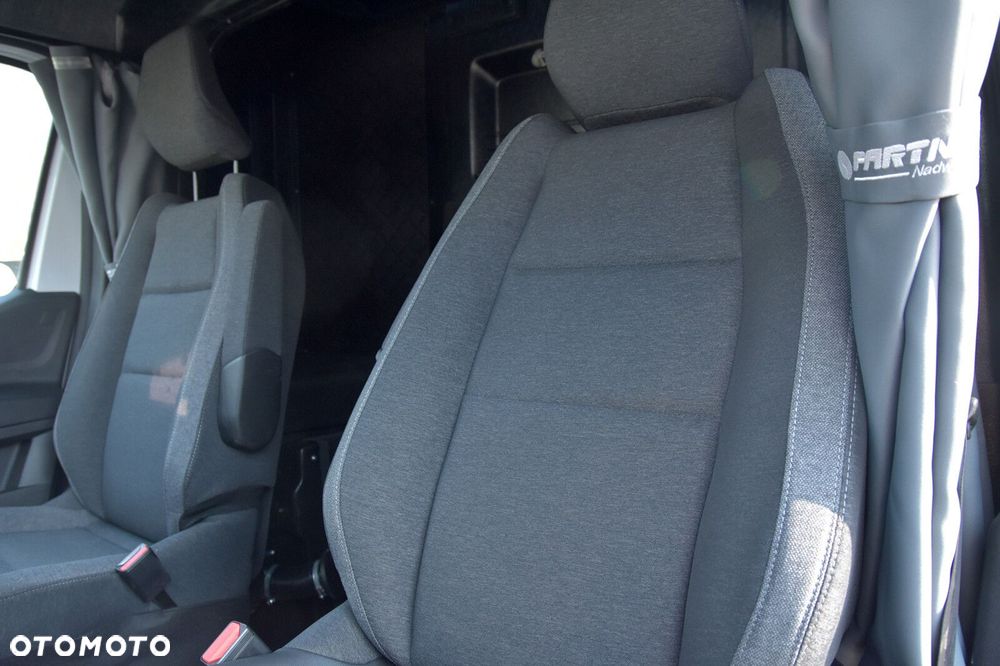 Renault Master 2.0 170KM Zabudowa Międzynarodowa 10EP - 18