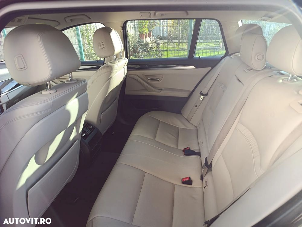 BMW Seria 5 520d Touring Aut. Luxury Line - 8