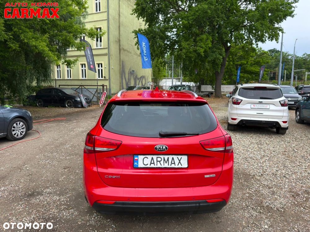 Kia Ceed - 6
