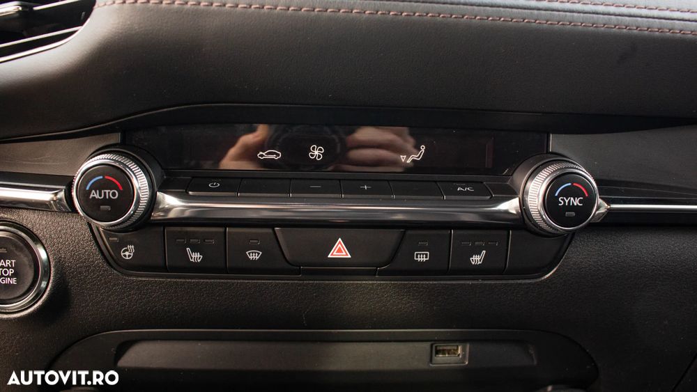 Mazda 3 SKYACTIV-G 2.0 M-Hybrid - 13