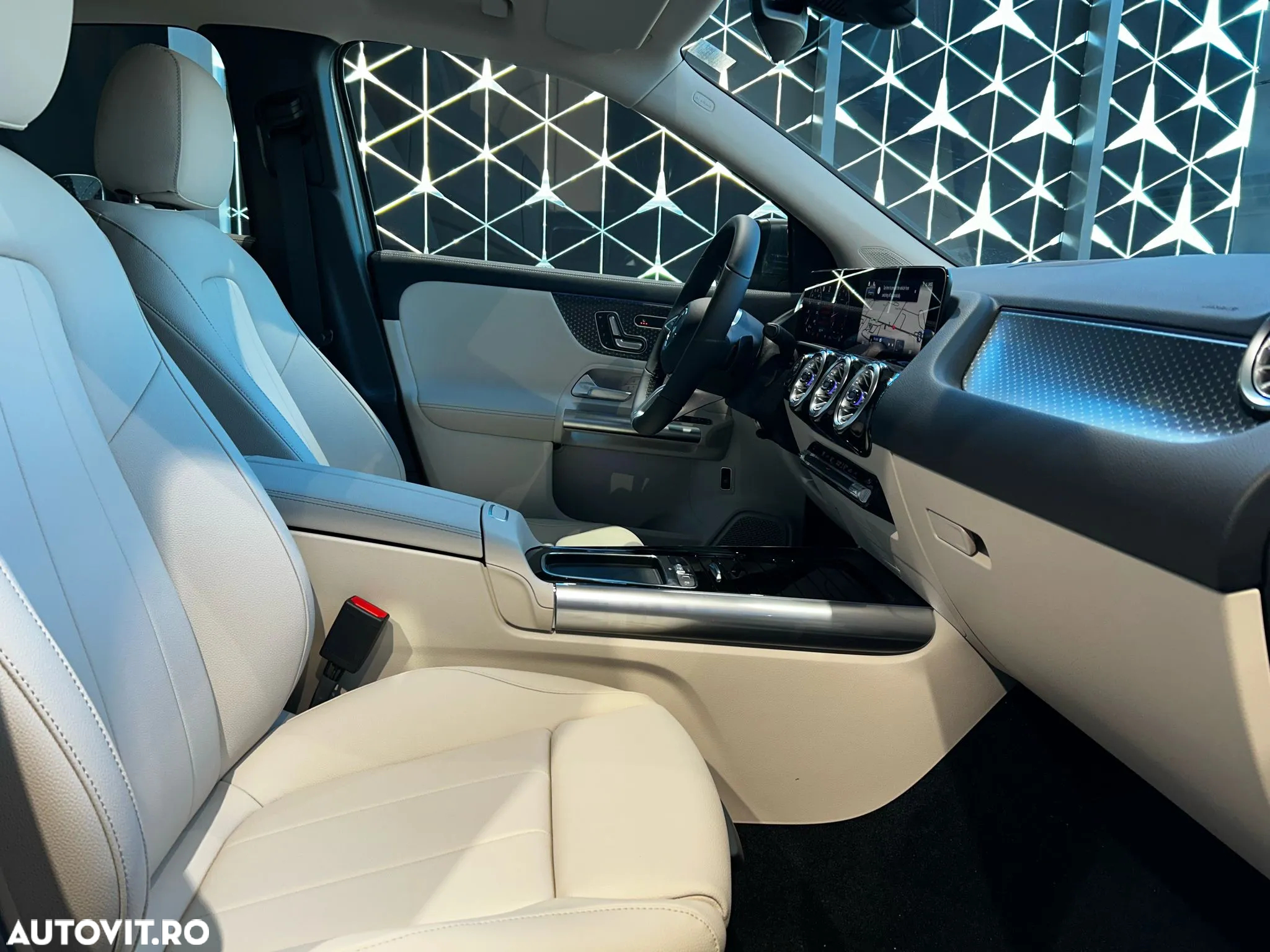 Mercedes-Benz GLA 220 4MATIC MHEV Aut. - 14