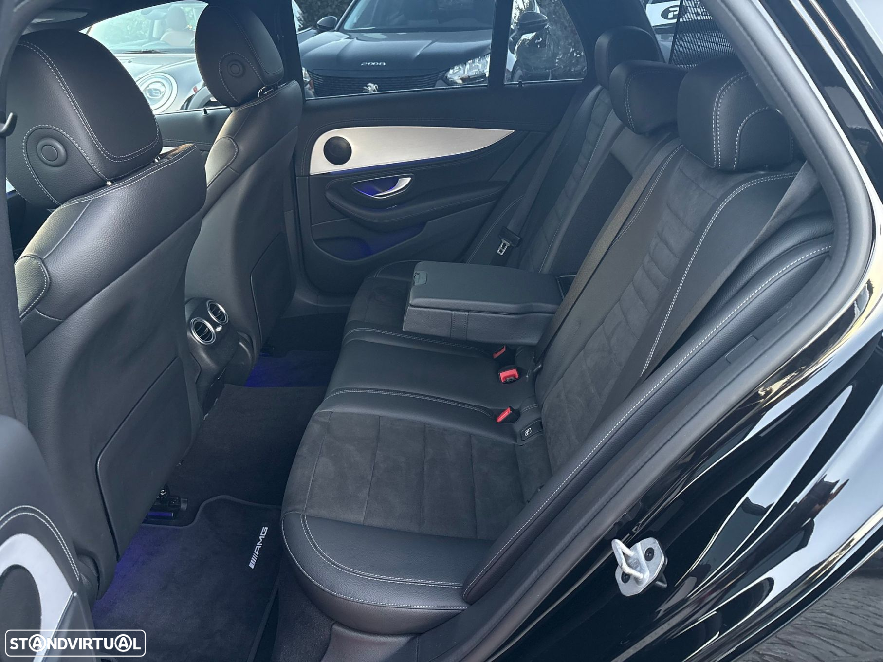 Mercedes-Benz E 300 de AMG Line - 23