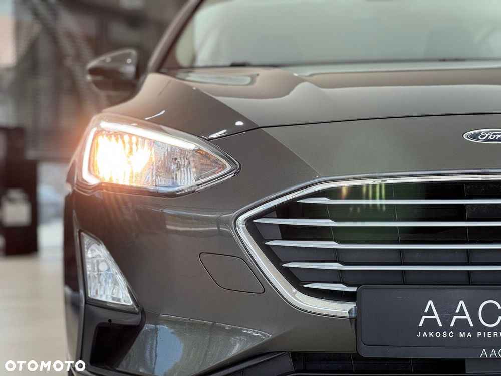Ford Focus 1.0 EcoBoost Trend - 40