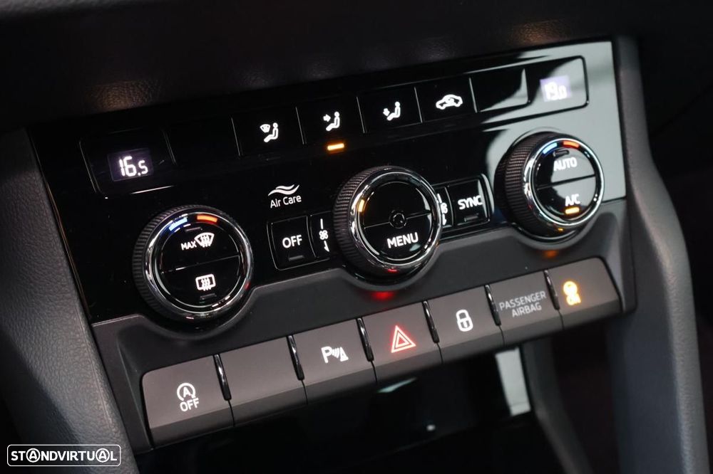 Skoda Karoq 1.0 TSI Sportline - 14