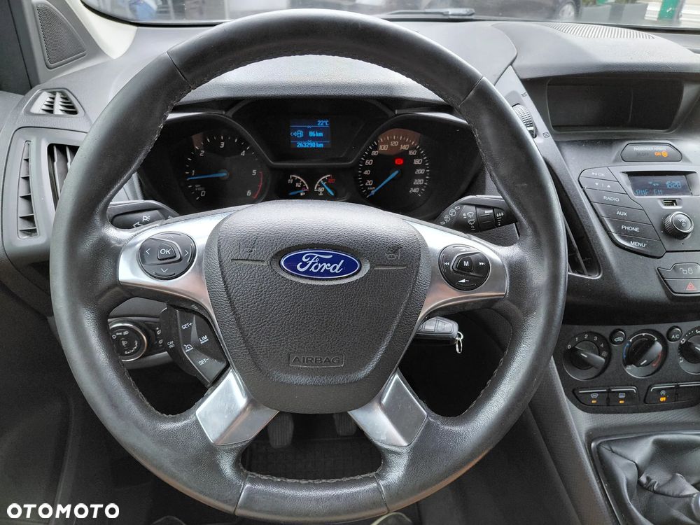 Ford Tourneo Connect - 24