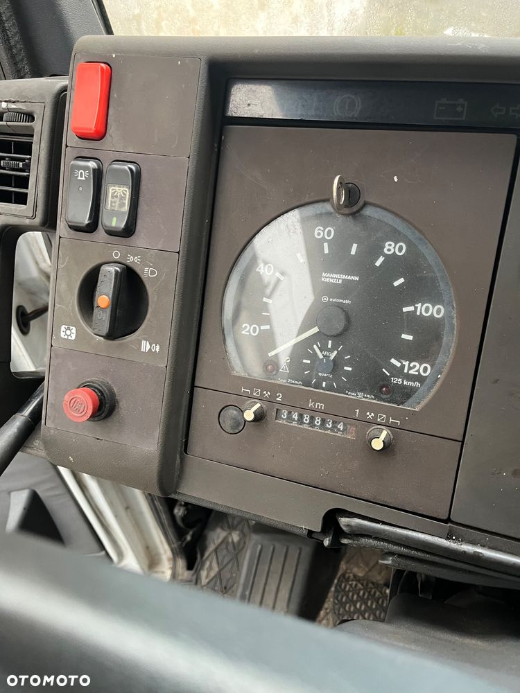 Mercedes-Benz 814 - 7