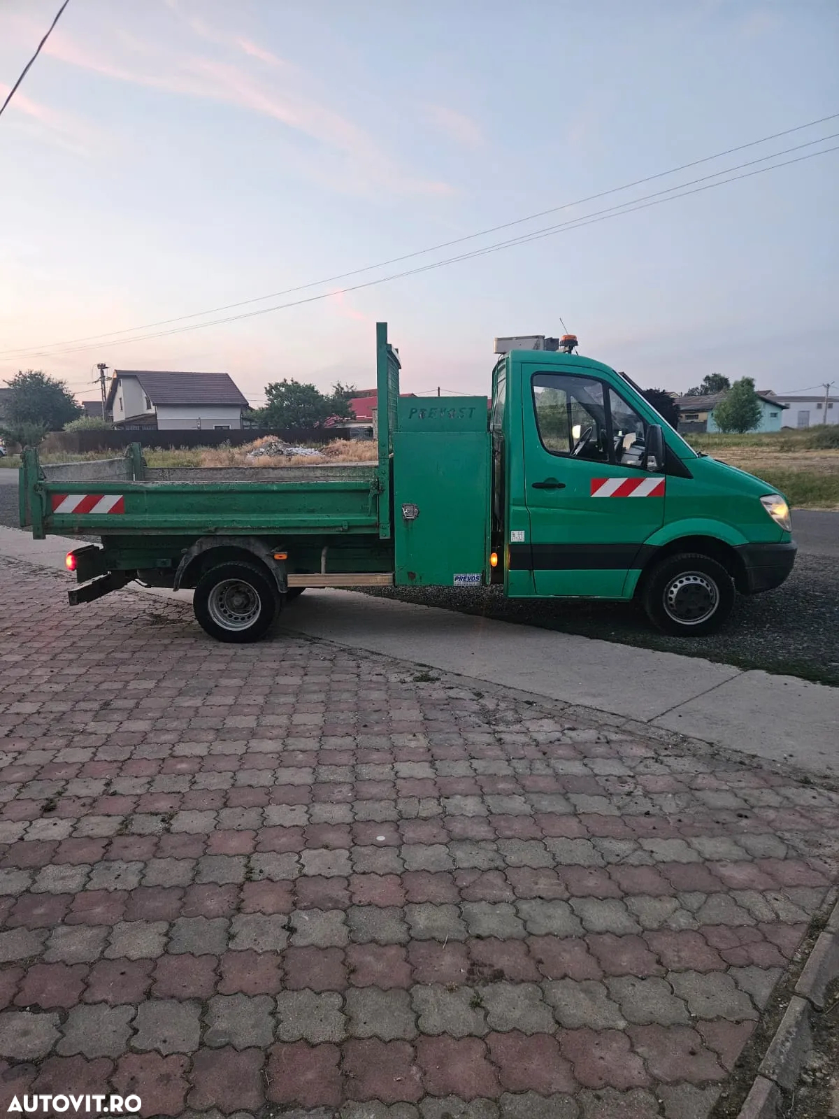 Mercedes-Benz Sprinter - 11