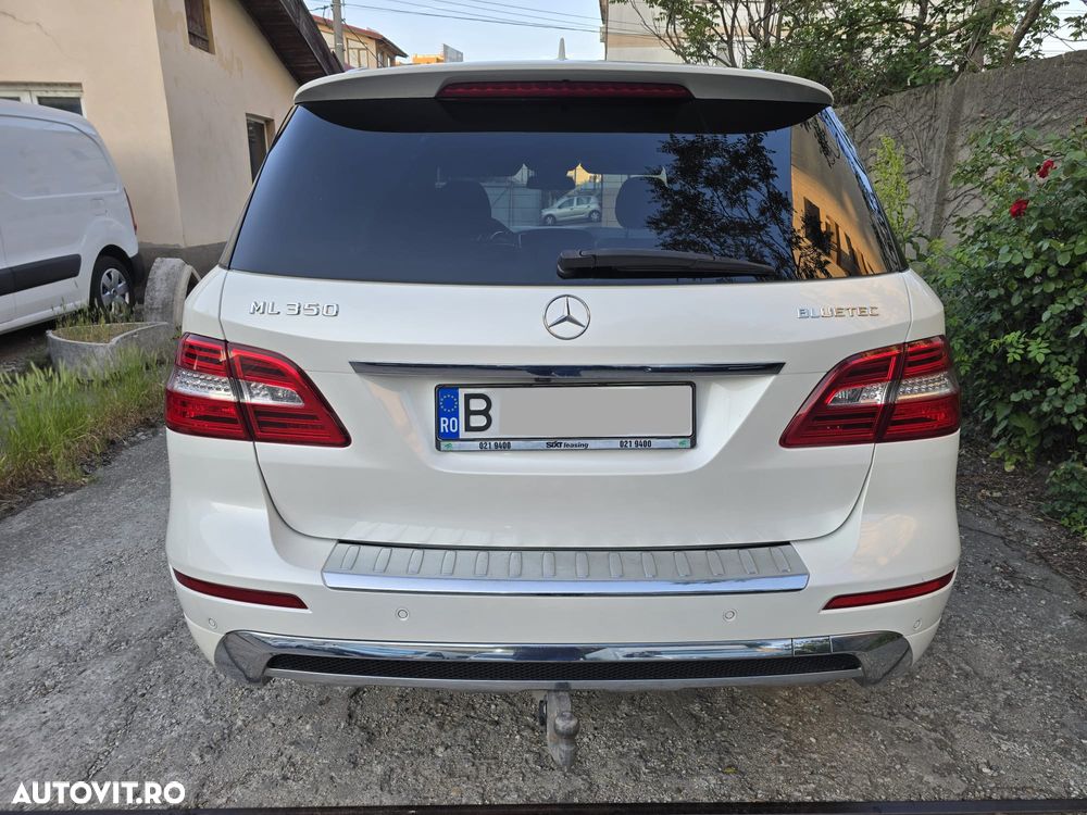 Mercedes-Benz ML - 14