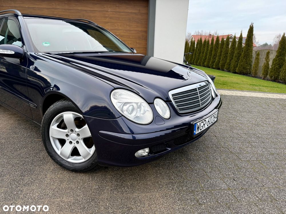 Mercedes-Benz Klasa E 240 T Classic - 10