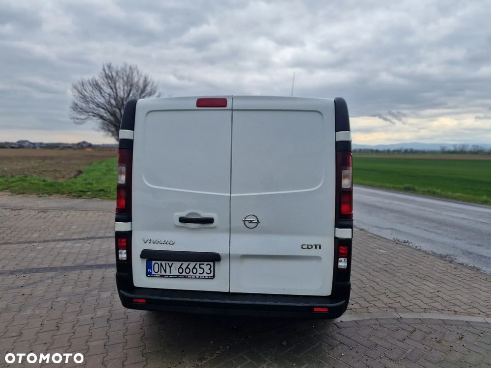 Opel Vivaro-B - 11