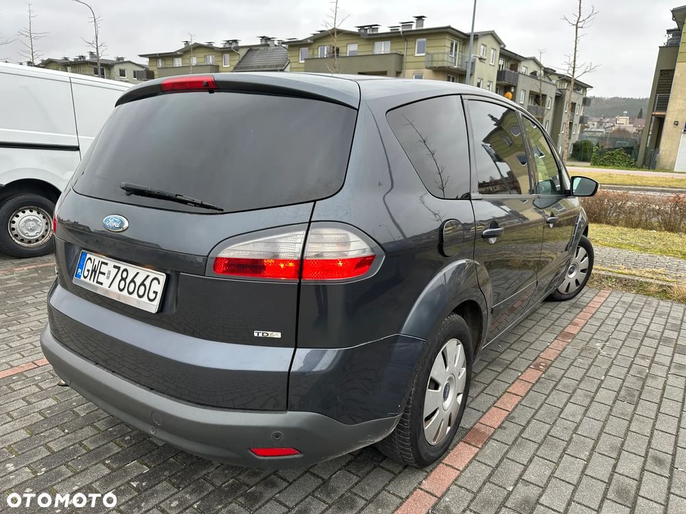 Ford S-Max 2.0 TDCi DPF Ambiente - 3