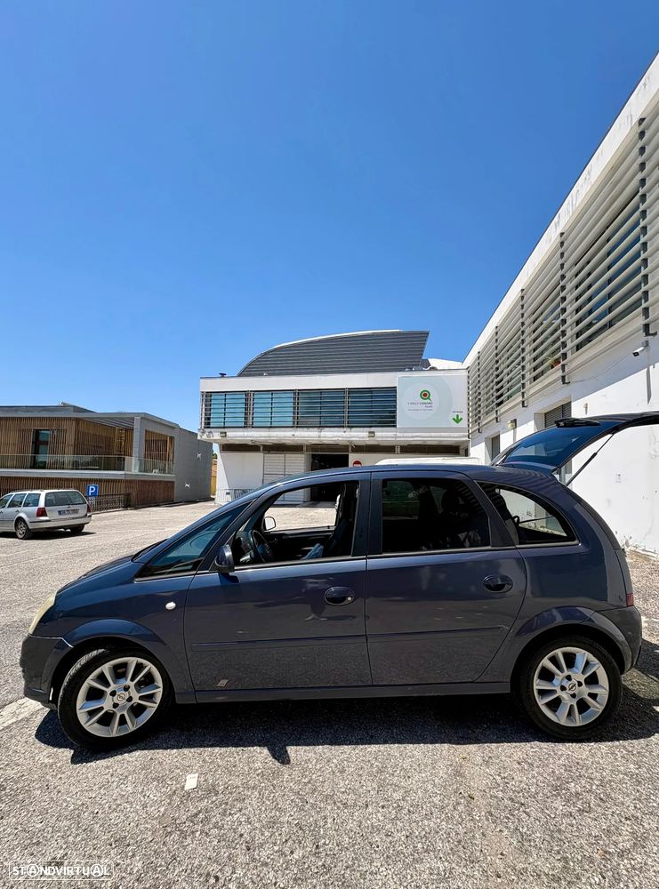 Opel Meriva 1.4 T FlexFuel Cosmo - 9