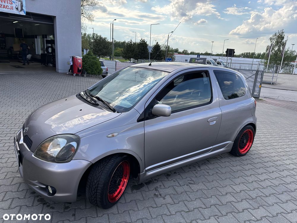 Toyota Yaris - 5