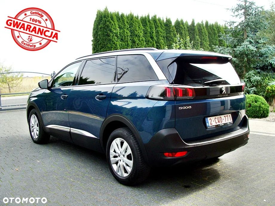Peugeot 5008 - 8